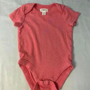 Gymboree - short sleeve newborn baby onesie.  Size 0-3 months